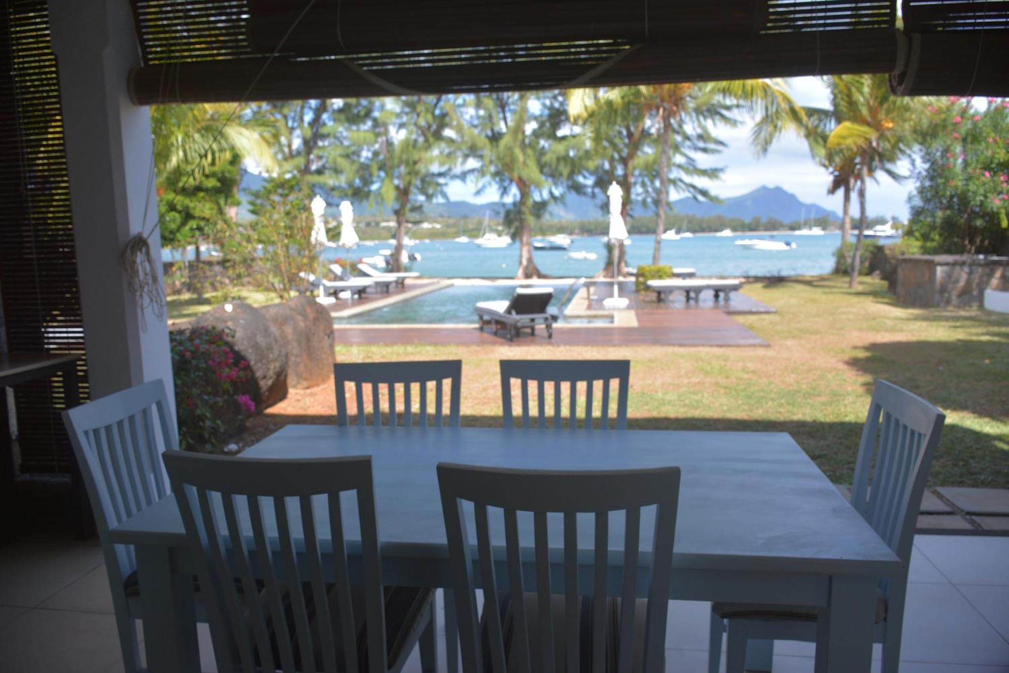 Olana Blue - Beachfront *